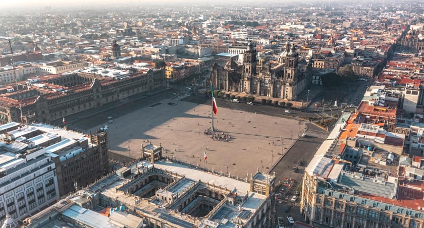 plaza de la constitución ciudad de méxico